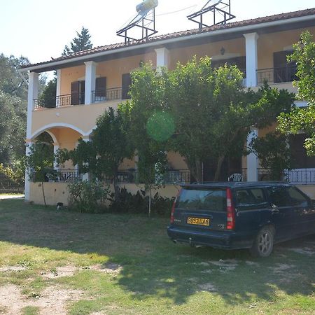 Appartement Elena - Kostas à Sidárion Extérieur photo