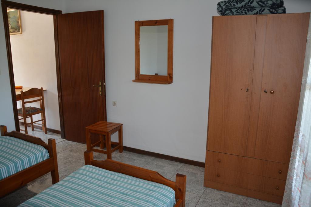Appartement Elena - Kostas à Sidárion Chambre photo