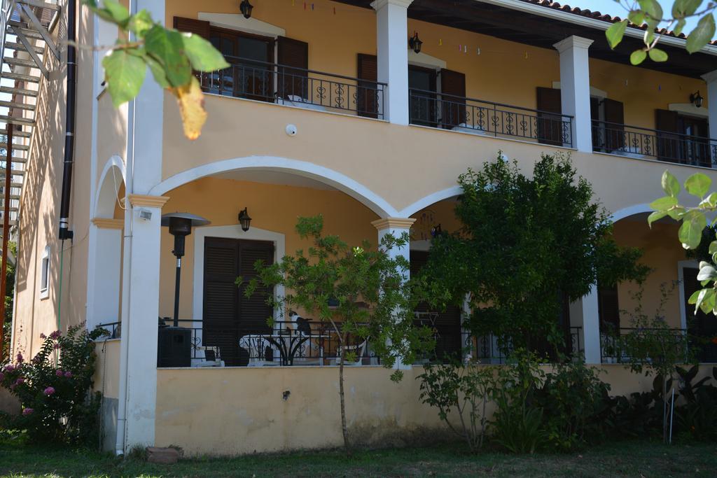 Appartement Elena - Kostas à Sidárion Extérieur photo